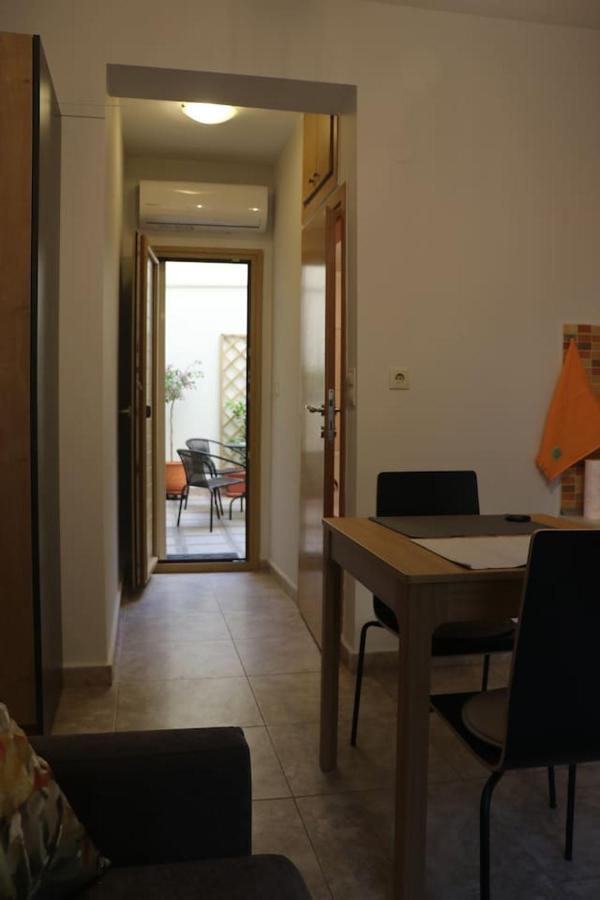 Quiet Urban Studio With Private Backyard Soluň Exteriér fotografie